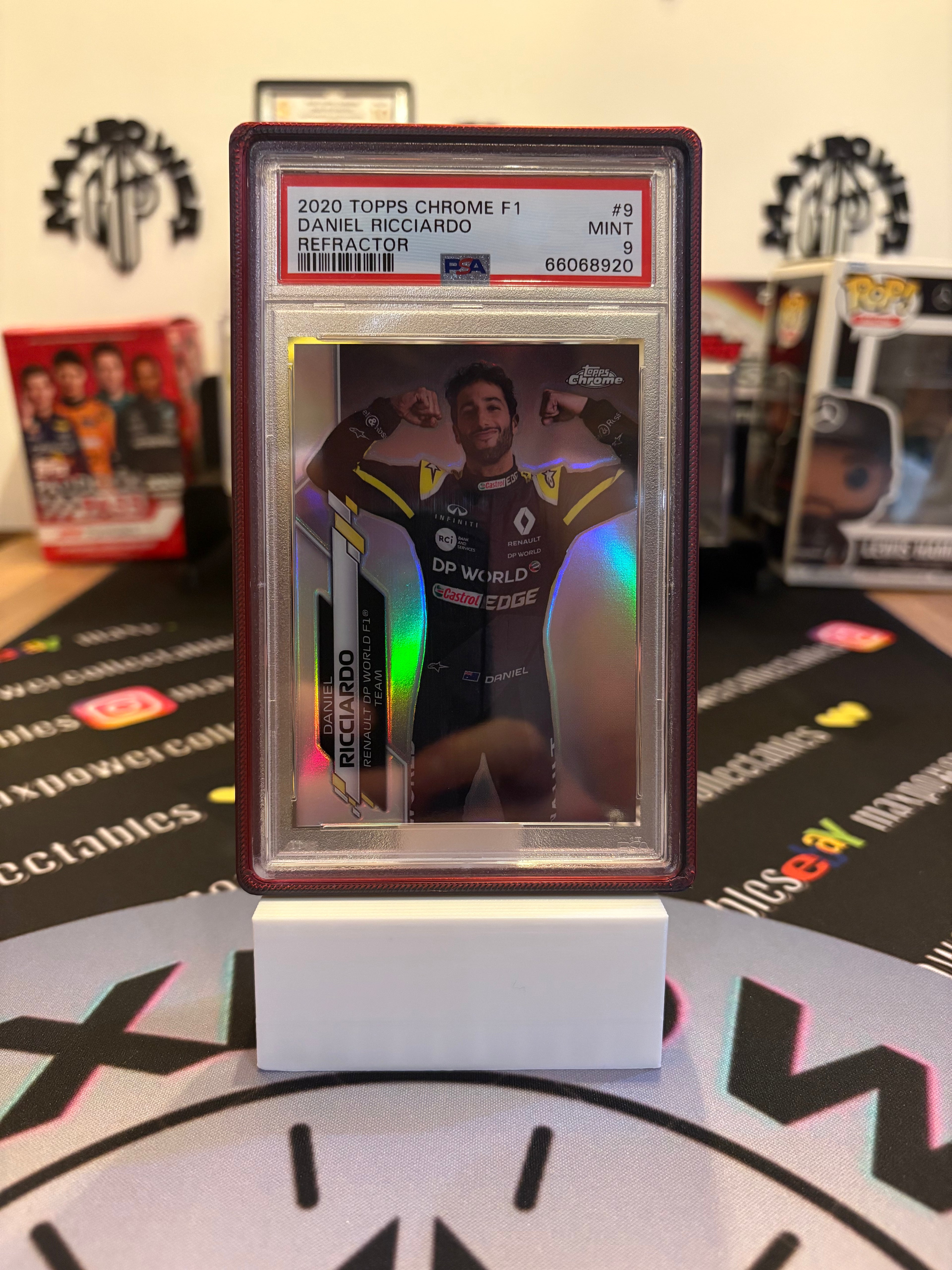 MPC Trading Card Stand